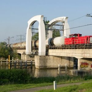 Rijkswaterstaat pakt 80 bruggen en tunnels aan